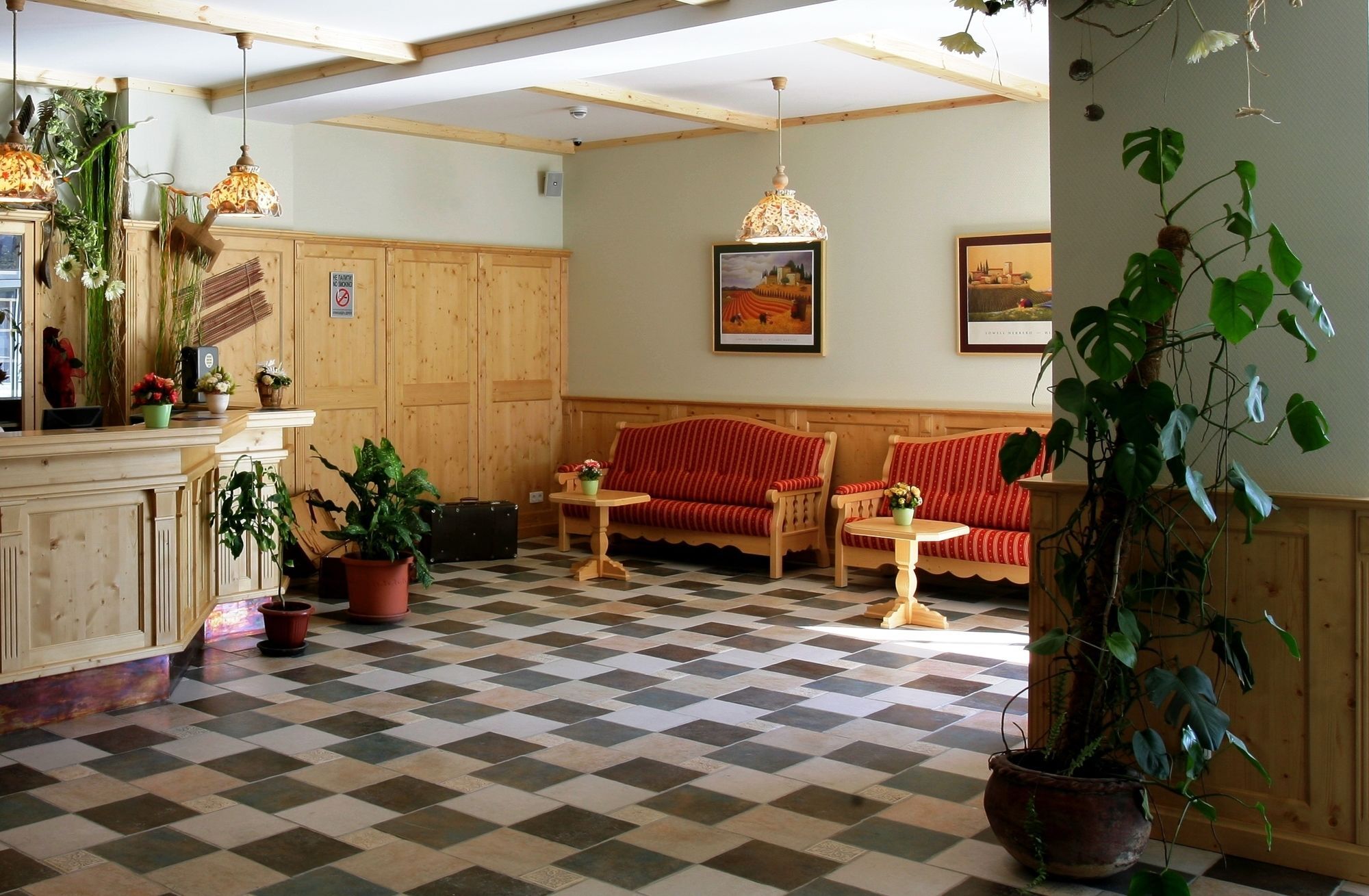 Landhaus Hotel Brovary Buitenkant foto